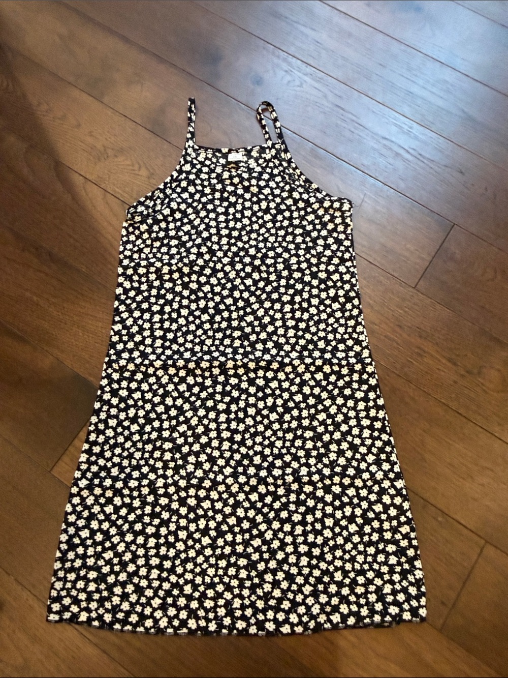 SHEIN Kids Black Daisy Print Spaghetti Strap Dress Size 130cm/8 - C72-071